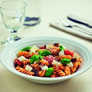 Fusilli ολικής αλέσεως με μοτσαρέλα και ρόκα