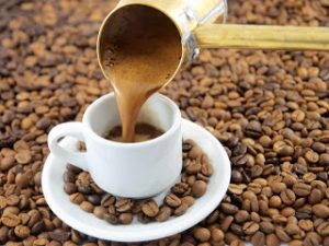Ο καφές αυξανει την προσοχή και την εγρήγορση