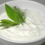 Δροσερή σως με γιαούρτι και άνηθο