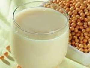 Γάλα σόγιας: Μια εναλλακτική επιλογή για τα άτομα με δυσανεξία στη λακτόζη