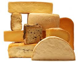 Τα λευκά ή τα κίτρινα τυριά είναι πιο υγιεινά;