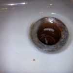 Πως να βγάλετε τη σκουριά από τα είδη υγιεινής