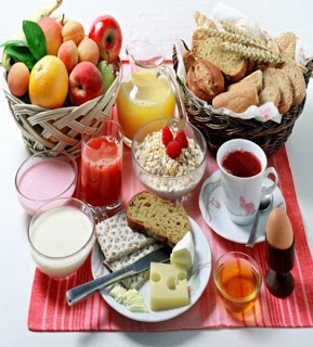 Τρώτε περισσότερη πρωτείνη στο πρωινό για να πεινάτε λιγότερο