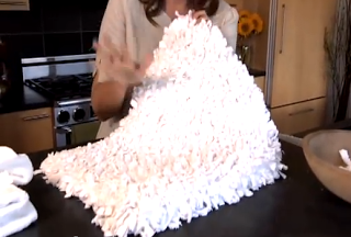 Πως να φτιάξετε ένα οικολογικό χαλί από παλιές πετσέτες!