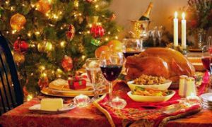 Πώς πρέπει να φάμε στο τραπέζι των Χριστουγέννων