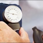 Δείτε πώς η απώλεια βάρους μπορεί να μειώσει την πίεσή σας