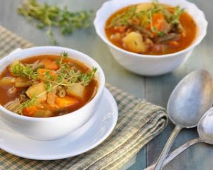 Εύκολη και νόστιμη σούπα λαχανικών για αποτοξίνωση από τις γιορτές