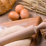 Εύκολο και γρήγορο σπιτικό ψωμί με αποξηραμένα φρούτα και ξηρούς καρπούς