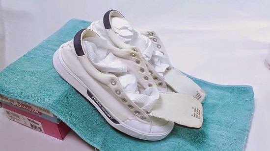 Πως να καθαρίσετε τα λευκά παπούτσια σας!