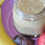Ενεργειακό smoothie με μέλι, φρούτα και λιναρόσπορο