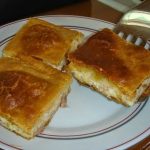 Κρεμμυδόπιτα με σπιτικό φύλλο