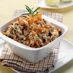 Μεσογειακό ριζότο με φασόλια και μυρωδικά