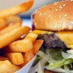 Το fast food αιτία για πολλές θερμίδες και κακή διατροφή