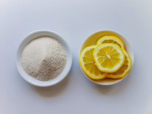 Για λαμπερό δέρμα…λεμόνι και ζάχαρη!