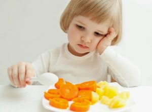 Προσοχή στους γονείς γιατί οι διατροφικές διαταραχές μπορεί να ξεκινούν από νωρίς