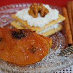 Αρωματικά ψητά  κυδώνια με κανέλλα