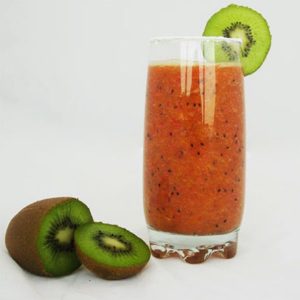 Smoothie με εξωτικά φρούτα, τζίντζερ και πολύ βιταμίνη C