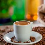 Τι σημαίνει διατροφικά ο ελληνικός καφές χωρίς καφεΐνη