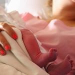 Δείτε πώς τα αντιβιοτικά και η καισαρική τομή  συνδέονται με αύξηση βάρους στα παιδιά