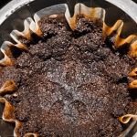 Μην πετάτε το κατακάθι του καφέ, κάντε με αυτό απολέπιση!