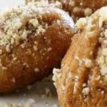 Παραδοσιακά μελομακάρονα με πλούσιο σιρόπι