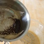 Τι να κάνετε για να μην κολλήσει το γάλα στην κατσαρόλα!
