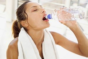 Πίνετε νερό για υγιείς νεφρούς