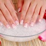SOS tips για να ξεβάψετε τα νύχια σας χωρίς ασετόν!