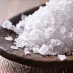 Σφραγίστε το χρώμα στα καινούργια σας ρούχα με…αλάτι!