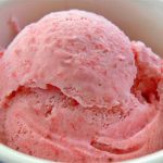 Σπιτικό frozen yogurt φράουλα