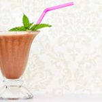 Δροσερό smoothie πεπόνι με μέντα