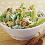 Σαλάτα του Καίσαρα με dressing από ταχίνι