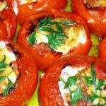 Ντομάτες γεμιστές με τραχανά
