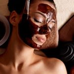 Για λάμψη, ενυδάτωση και αντιγήρανση μάσκα με σοκολάτα!
