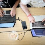 Πρώτη η Ελλάδα στην υπερβολική χρήση του Διαδικτύου