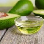 Λάδι αβοκάντο και κρόκοι αυγών για βαθιά ενυδάτωση!