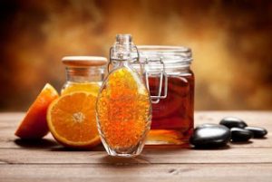 Μέλι και πορτοκάλι για χέρια απαλά και νεανικά!