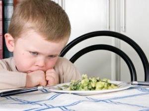 Μην κάνετε θέμα  όταν το παιδί σας αρνείται να φάει κάποιο τρόφιμο