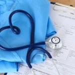 Δείτε ποιες είναι οι φυσιολογικές τιμές για πίεση, παλμούς καρδιάς, βάρος και περίμετρο μέσης