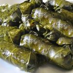 Παραδοσιακά ντολμαδάκια στο φούρνο