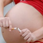 Το κάπνισμα στην εγκυμοσύνη μπορεί να σχετίζεται με αυξημένο βάρος του παιδιού;