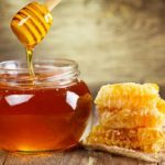 Δείτε τι μπορείτε να κάνετε με μία σταγόνα μέλι!