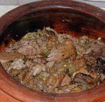 Φασόλια στο πήλινο με αρνί ή κατσίκι