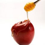Με ένα μήλο και 1/2 κουταλιά μέλι μπορείς να έχεις βαθιά ενυδάτωση!