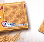 Σνακ με cream crackers με β – γλυκάνη, τυρί τύπου cottage, σολομό και ντοματίνια