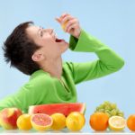 Όσα περισσότερα φρούτα και λαχανικά τρώτε τόσο μεγαλύτερο το όφελος