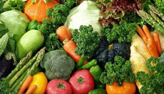 Τα φρούτα και τα λαχανικά «ρίχνουν» την πίεση