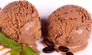Σπιτικό παγωτό σορμπέ σοκολάτα