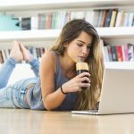 Decaf στιγμιαίος καφές: Μια φυσική επιλογή χωρίς καφεΐνη