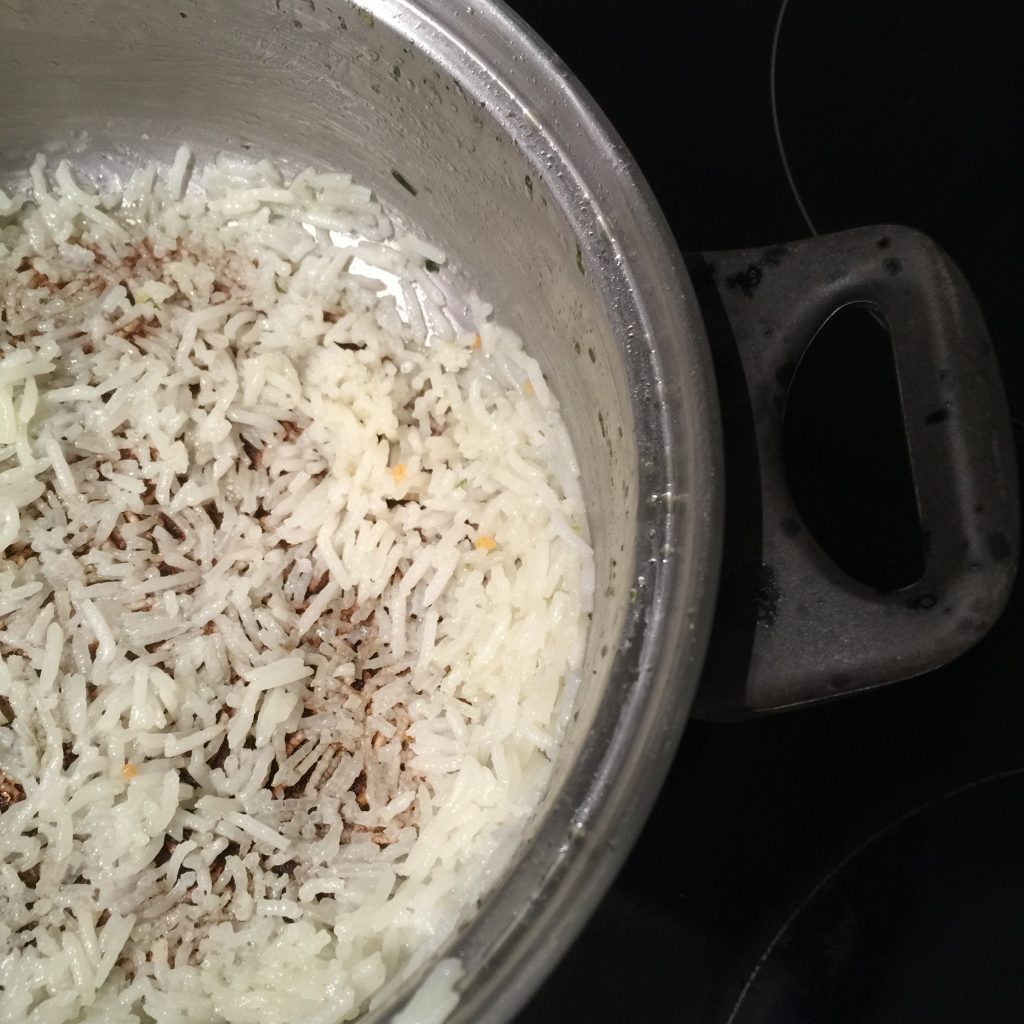 Κάντε το καμένο ρύζι, βρώσιμο και πάλι